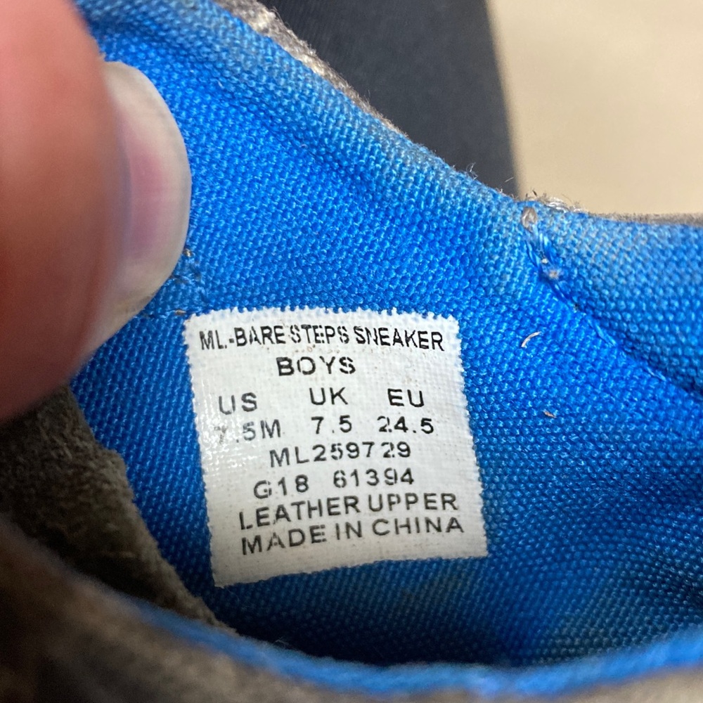 Merrell shoes - Picture 3 of 3